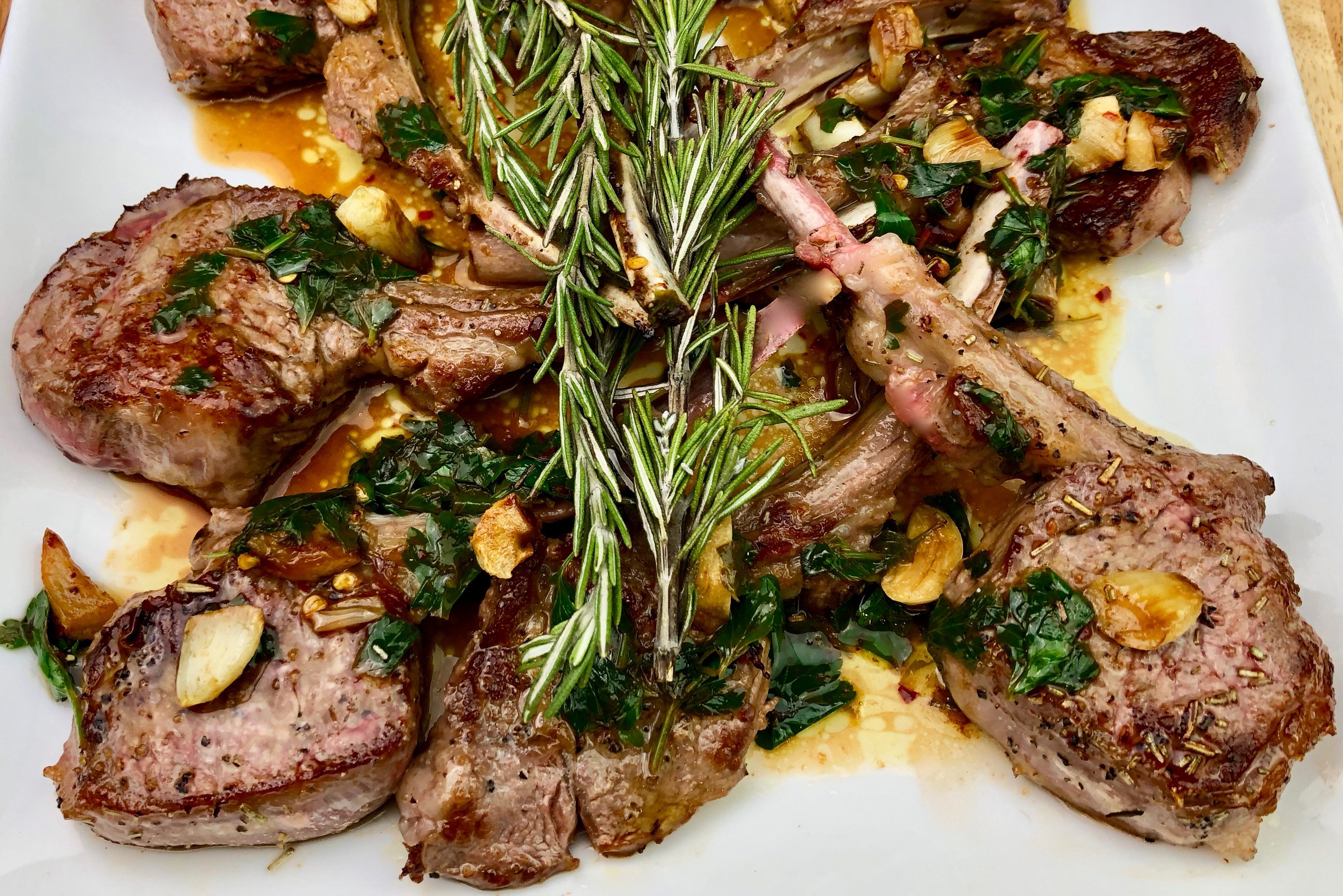 Sizzled Lamb Chops with Browned Garlic Cloves