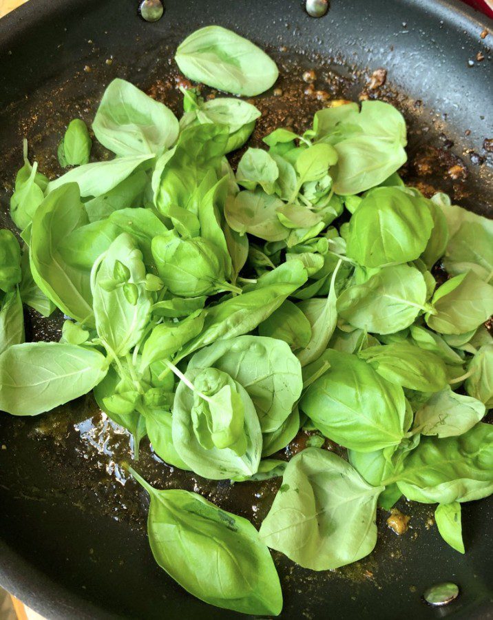 cook basil leaves