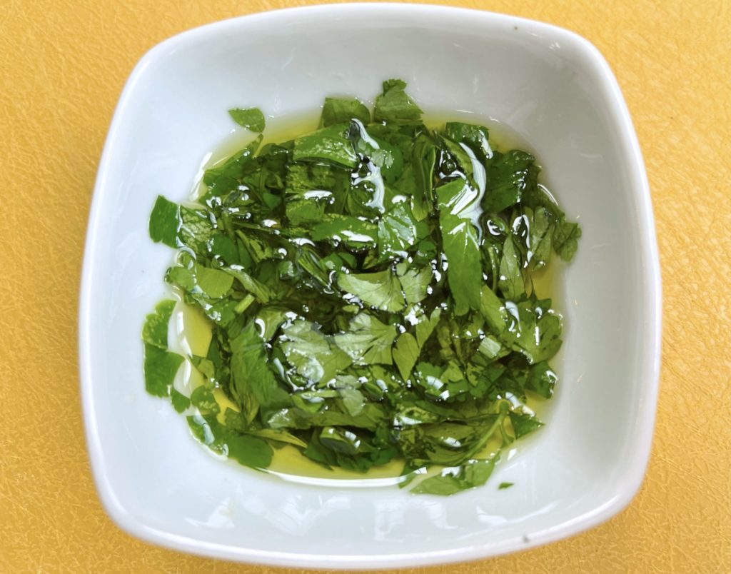 parsley oil