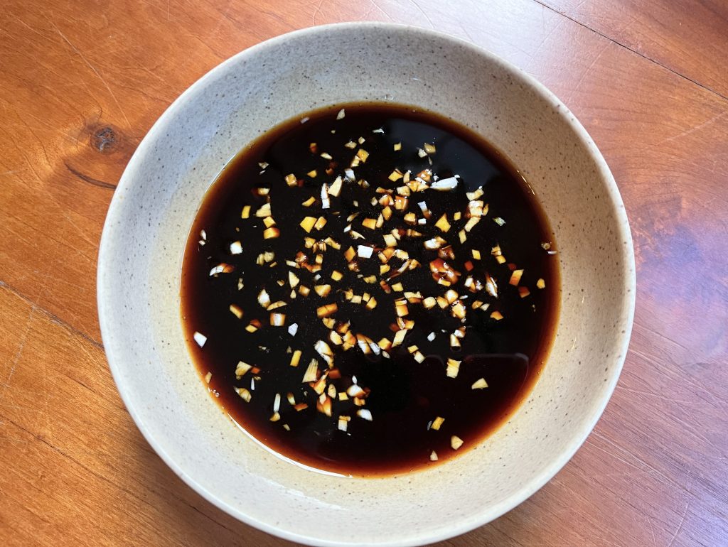Combine soy sauce, brown sugar, water, ginger, and garlic