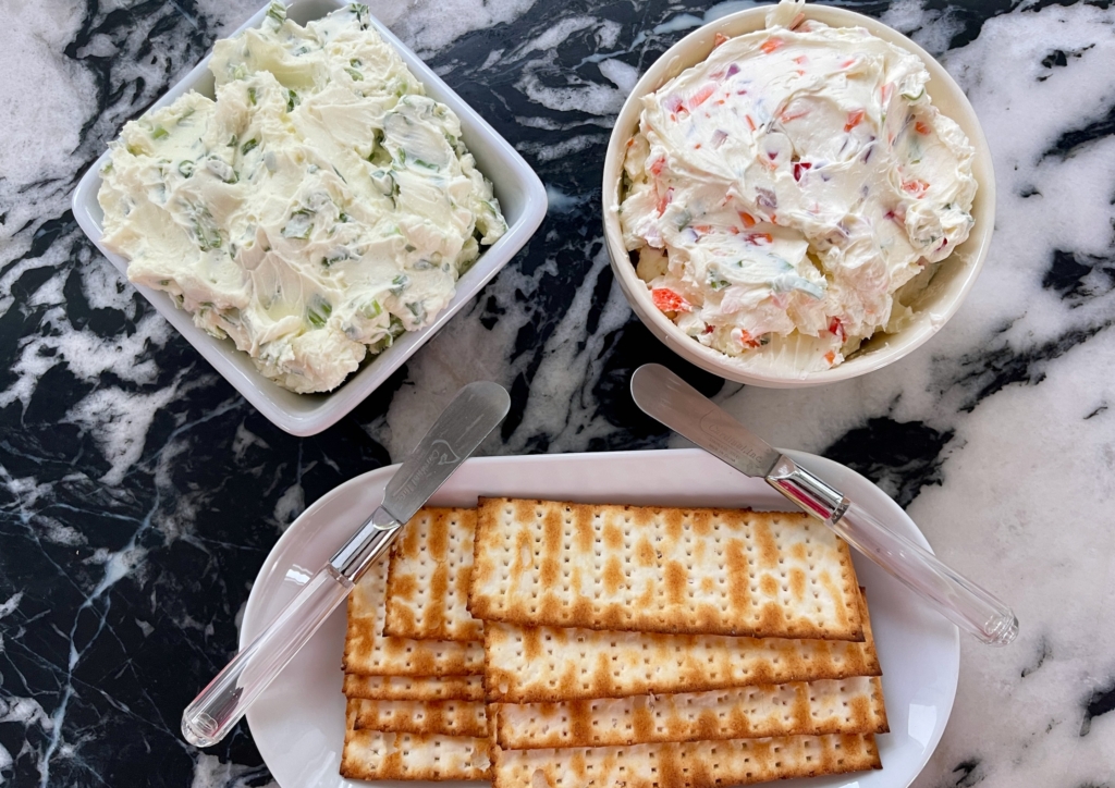 Transfer flavored cream into a medium-sized bowl. Serve with gluten free crackers, bagels, or toast. If not serving immediately, cover with plastic wrap, and refrigerate.